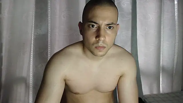 Armando 2002 online show from 09/29/25, 06:24