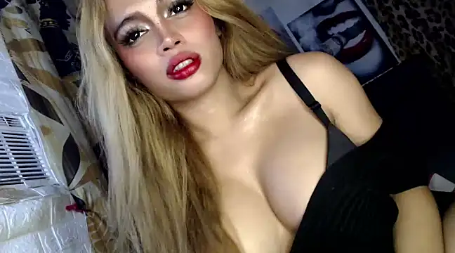 Snapshot of barbie_ivana chatting on 02/17/25, 04:20 barbie ivana online show from 02/17/25, 04:20