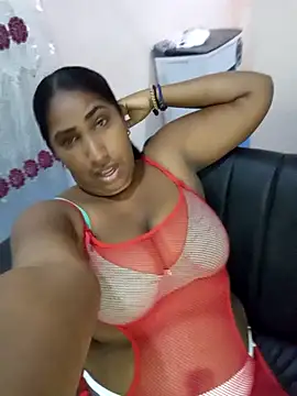 estrellasquirt online show from 02/15/25, 03:20