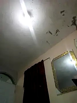 estrellasquirt online show from 03/01/25, 12:50