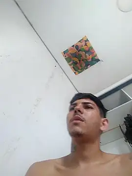 eu poseison online show from 03/18/25, 04:59