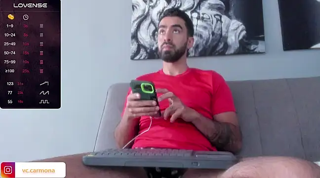 Snapshot of Vicne_colin chatting on 01/28/25, 12:11 Vicne colin online show from 01/28/25, 12:11