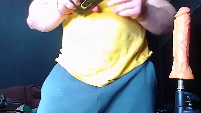 Snapshot of muscularjohnforuX chatting on 02/27/25, 06:31 muscularjohnforuX online show from 02/27/25, 06:31