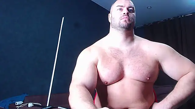 Snapshot of muscularjohnforuX chatting on 12/04/25, 07:17 muscularjohnforuX online show from 12/04/25, 07:17