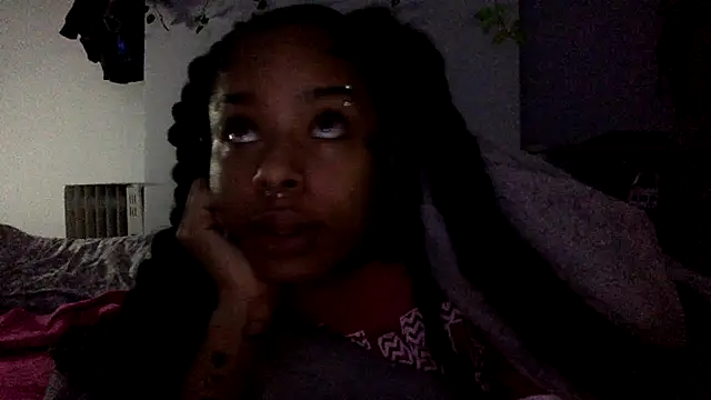 CutieFrmthehood online show from 02/08/26, 04:05