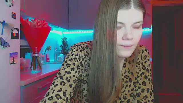 Snapshot of Klementa chatting on 12/11/24, 02:44 Klementa online show from 12/11/24, 02:44