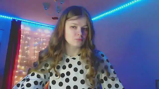 Snapshot of Klementa chatting on 12/21/24, 05:07 Klementa online show from 12/21/24, 05:07