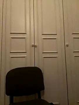 Snapshot of arabiaAna chatting on 09/26/25, 08:24 arabiaAna online show from 09/26/25, 08:24