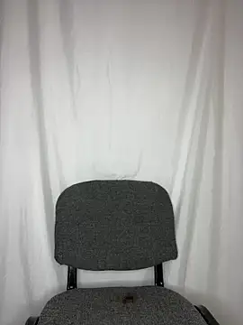 Snapshot of arabiaAna chatting on 10/23/25, 09:02 arabiaAna online show from 10/23/25, 09:02