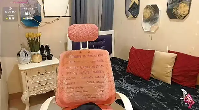 Snapshot of BedtimeMistress chatting on 12/09/24, 09:17 BedtimeMistress online show from 12/09/24, 09:17