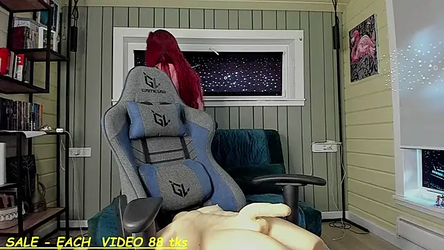 SandyChris online show from 09/30/25, 02:33