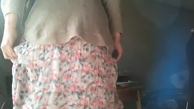 Snapshot of Sandra_Potiche chatting on 04/13/26, 03:28 Sandra Potiche online show from 04/13/26, 03:28