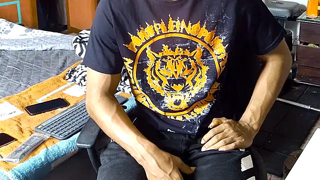 Jhon wich online show from 01/31/25, 04:48