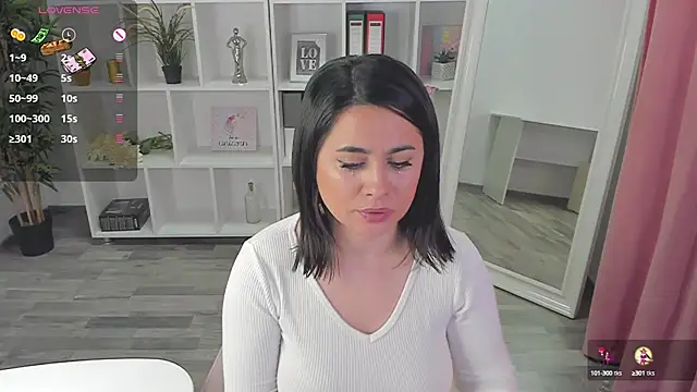 EmaBrownie online show from 01/30/25, 08:21