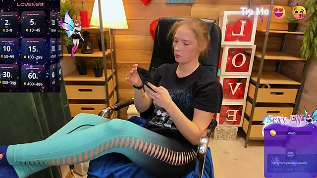  fiona Love online show from 03/02/25, 10:05