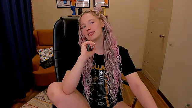 Snapshot of _fiona_Love chatting on 03/17/26, 08:45 fiona Love online show from 03/17/26, 08:45