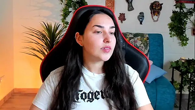 CeceliaJohnson online show from 02/04/25, 08:13