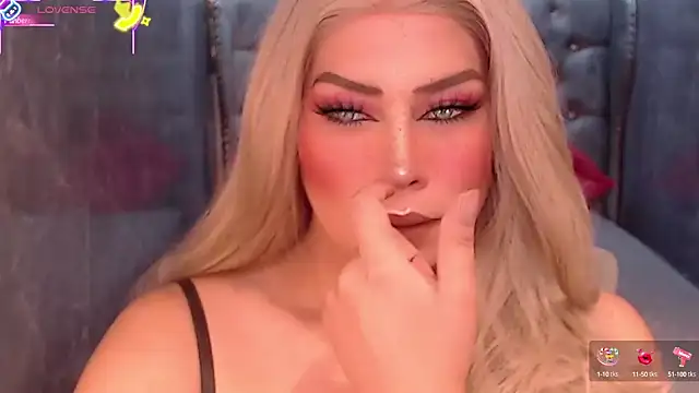 QUEEN GIAMOORE69 online show from 09/23/25, 07:28