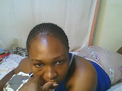 Snapshot of cute_lavenda chatting on 04/17/26, 10:02 cute lavenda online show from 04/17/26, 10:02