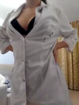 baby sweet girl  online show from 02/06/26, 10:13