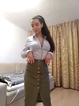 baby sweet girl  online show from 02/26/26, 10:42