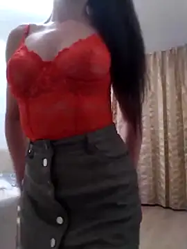 baby sweet girl  online show from 04/11/26, 09:52