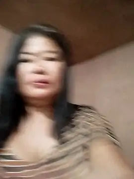 Snapshot of lickmepussy21 chatting on 04/17/26, 08:01 lickmepussy21 online show from 04/17/26, 08:01