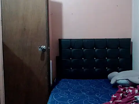 Snapshot of Andrea_Campbel chatting on 09/20/25, 09:54 Andrea Campbel online show from 09/20/25, 09:54