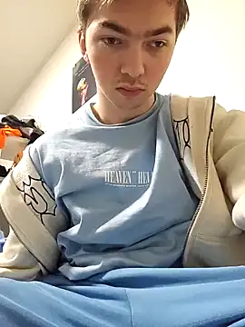 Snapshot of BigJuicy18cm chatting on 02/19/25, 03:27 BigJuicy18cm online show from 02/19/25, 03:27