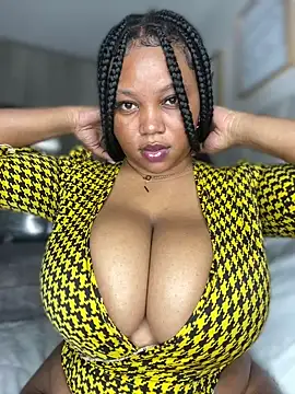 Snapshot of Hyra_Ari chatting on 03/14/26, 08:03 Hyra Ari online show from 03/14/26, 08:03