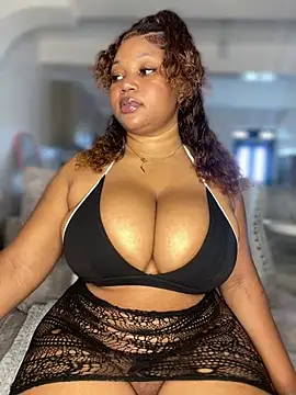 Snapshot of Hyra_Ari chatting on 03/21/26, 06:51 Hyra Ari online show from 03/21/26, 06:51