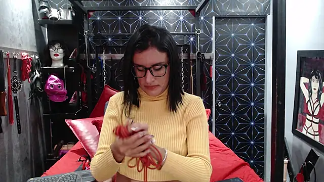 Snapshot of lorna_cox_bdsm chatting on 01/06/26, 11:29 lorna cox bdsm online show from 01/06/26, 11:29