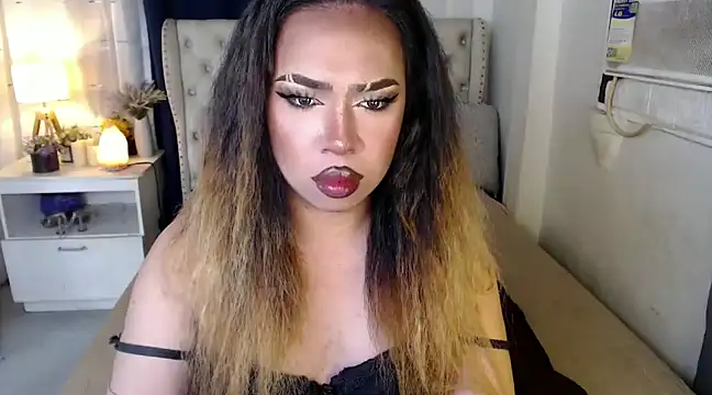 Snapshot of RebecaNextToYou chatting on 01/07/25, 05:53 RebecaNextToYou online show from 01/07/25, 05:53