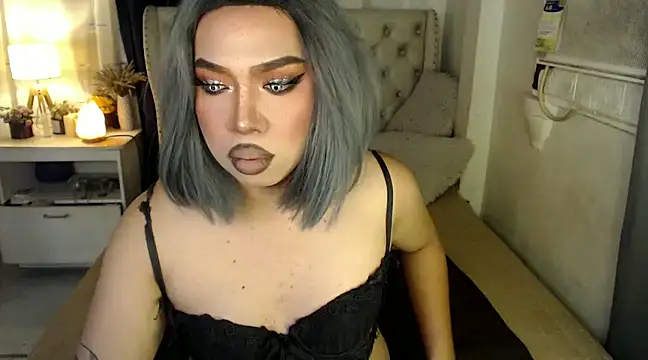 Snapshot of RebecaNextToYou chatting on 01/18/25, 05:04 RebecaNextToYou online show from 01/18/25, 05:04