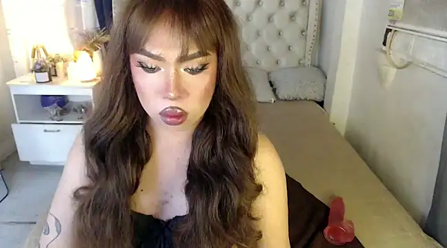 Snapshot of RebecaNextToYou chatting on 01/28/25, 08:26 RebecaNextToYou online show from 01/28/25, 08:26