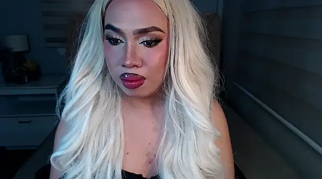 Snapshot of RebecaNextToYou chatting on 02/28/25, 08:28 RebecaNextToYou online show from 02/28/25, 08:28