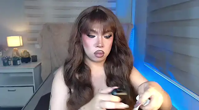 Snapshot of RebecaNextToYou chatting on 03/05/25, 05:18 RebecaNextToYou online show from 03/05/25, 05:18