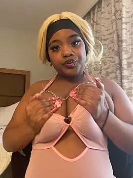 Snapshot of Indigo-love23 chatting on 01/27/25, 03:50 Indigo-love23 online show from 01/27/25, 03:50