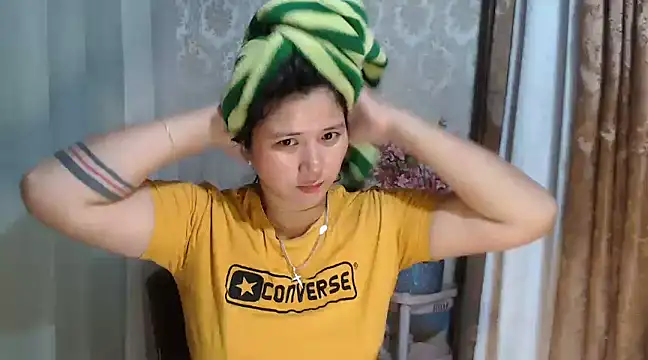 Snapshot of MS_Isabella_Snow92 chatting on 02/07/25, 09:48 MS Isabella Snow92 online show from 02/07/25, 09:48