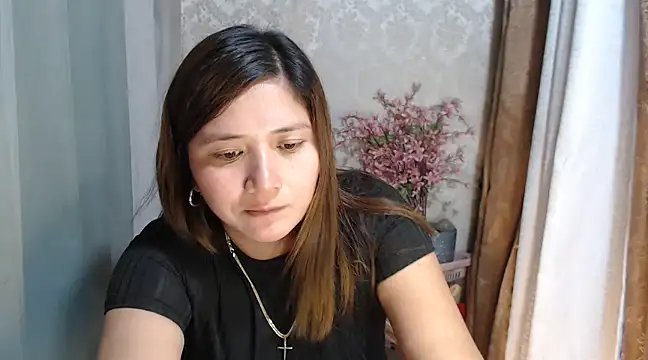 Snapshot of MS_Isabella_Snow92 chatting on 02/16/25, 09:15 MS Isabella Snow92 online show from 02/16/25, 09:15