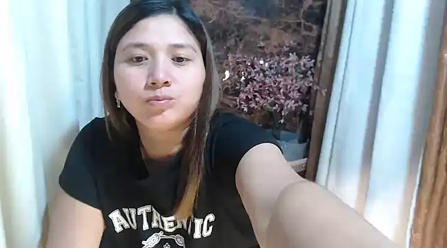 Snapshot of MS_Isabella_Snow92 chatting on 03/11/25, 10:09 MS Isabella Snow92 online show from 03/11/25, 10:09