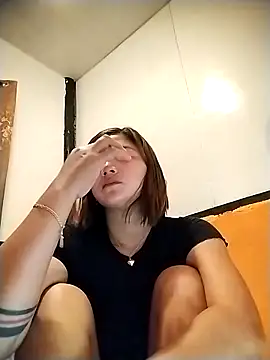 Snapshot of MS_Isabella_Snow92 chatting on 10/17/25, 10:01 MS Isabella Snow92 online show from 10/17/25, 10:01