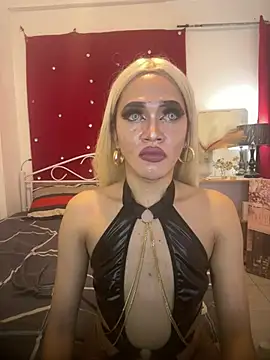 Snapshot of urcumgirl_kendall chatting on 03/18/25, 06:15 urcumgirl kendall online show from 03/18/25, 06:15