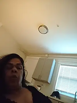 Susannemilf online show from 10/27/25, 03:16