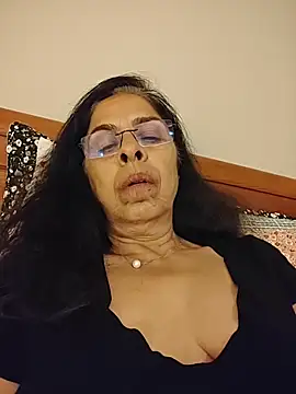 Susannemilf online show from 11/12/25, 11:58