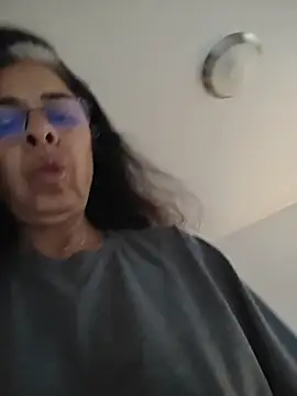 Susannemilf online show from 12/19/25, 05:53