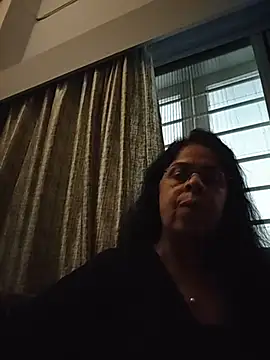 Susannemilf online show from 04/04/26, 01:37