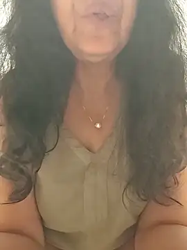 Susannemilf online show from 05/15/26, 03:46