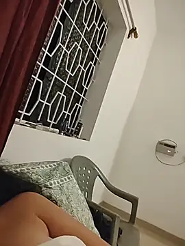 Susannemilf online show from 05/18/26, 10:26