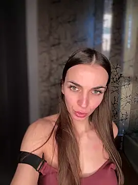 Snapshot of Bad_Giorgia chatting on 03/04/25, 04:09 Bad Giorgia online show from 03/04/25, 04:09